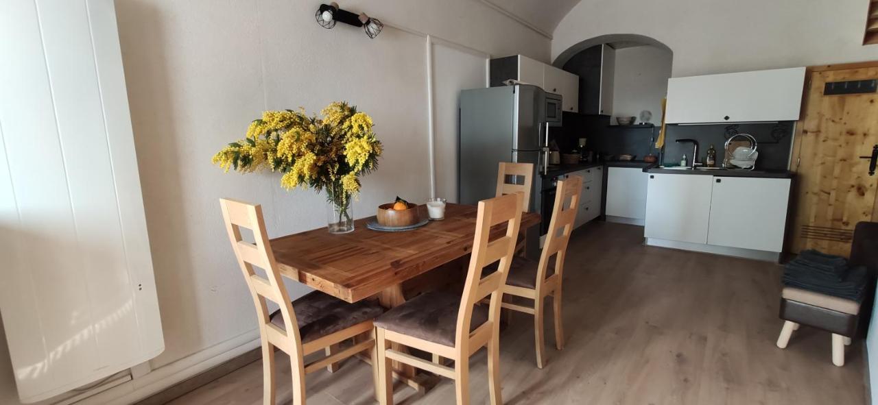 Superbe Appartement 2 Pieces A 2 Pas De La Plage,Dans La Vieille Ville Ментона Экстерьер фото